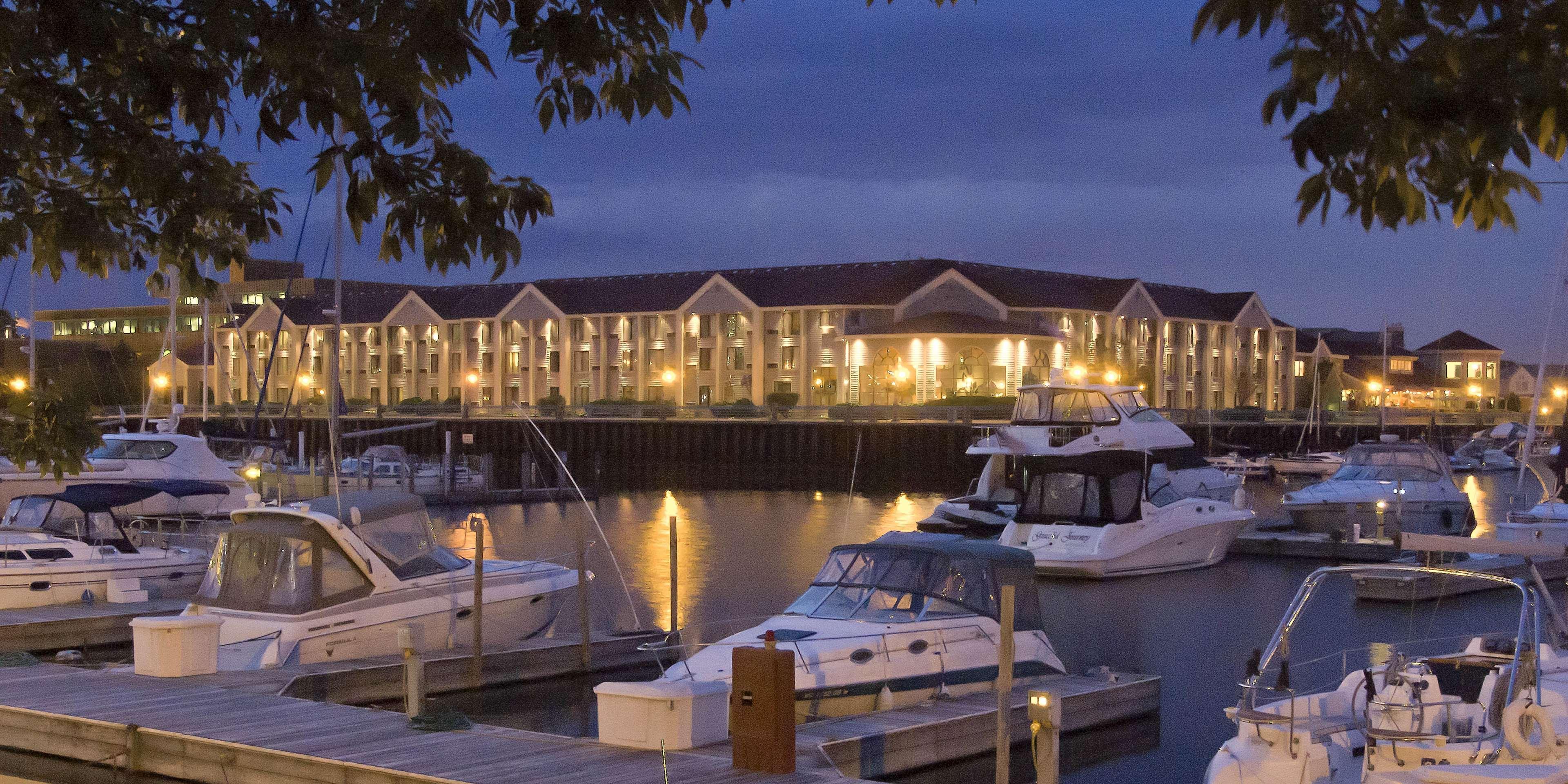 Doubletree By Hilton Racine Harbourwalk Ξενοδοχείο Εξωτερικό φωτογραφία