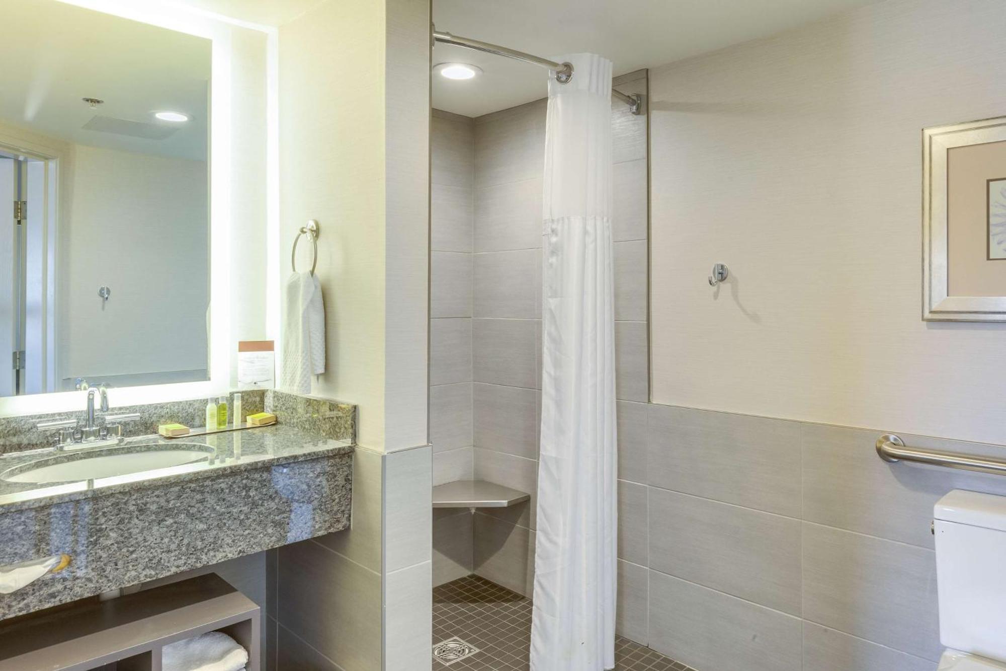 Doubletree By Hilton Racine Harbourwalk Ξενοδοχείο Εξωτερικό φωτογραφία